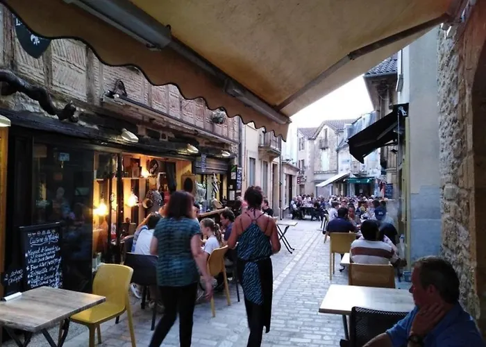 Le Jardin De Lyno بيت للعطل